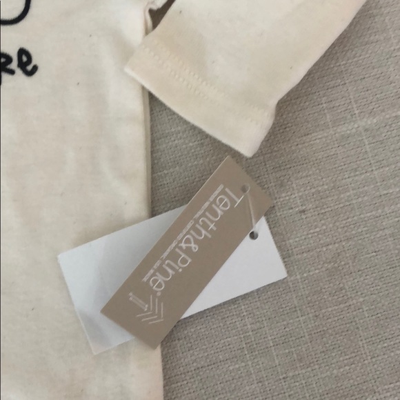 Tenth and Pine long sleeve onesie 0-3 Months - Picture 2 of 3